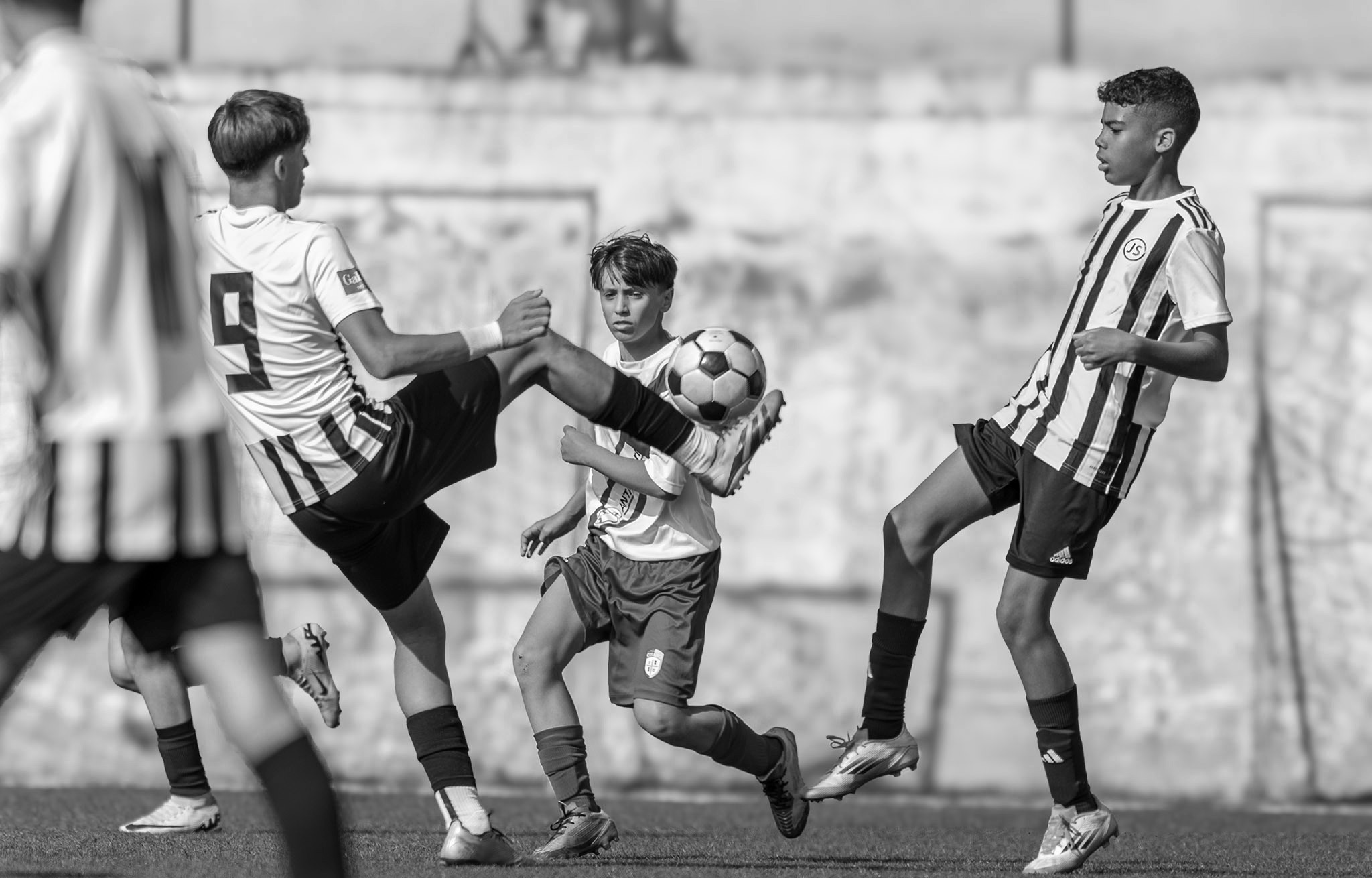 JS-U15-18102025-004-BN